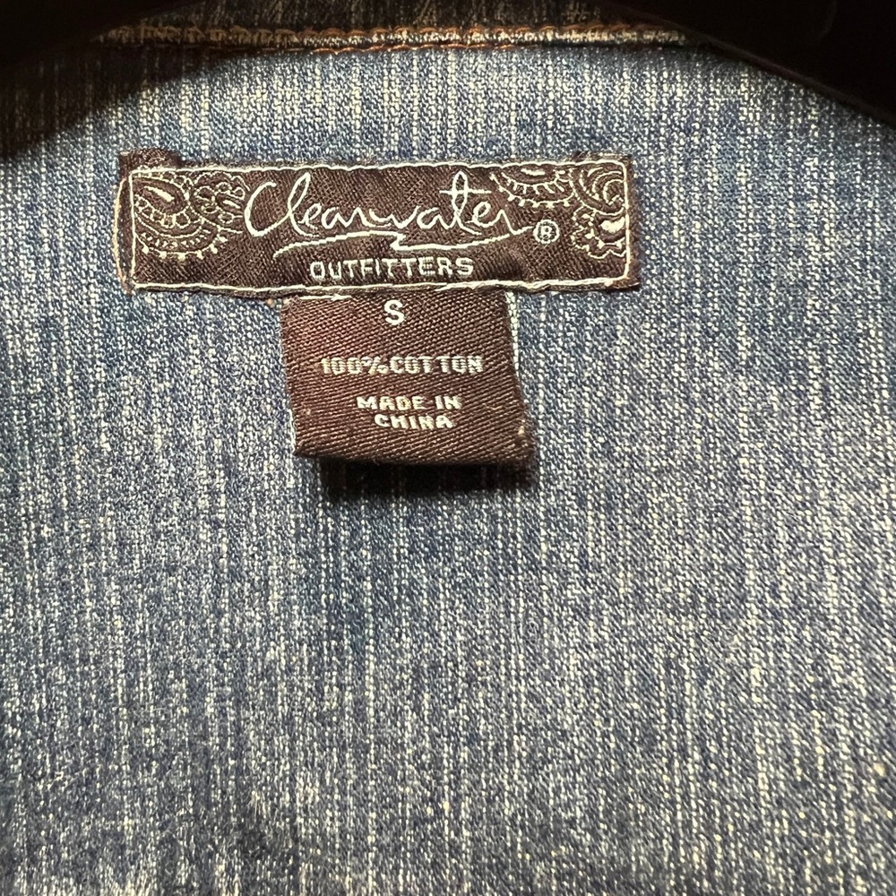 Clearwater Outfitters Ragdoll Jean Jacket Red Embroidery Gray Lace Small - Picture 3 of 6